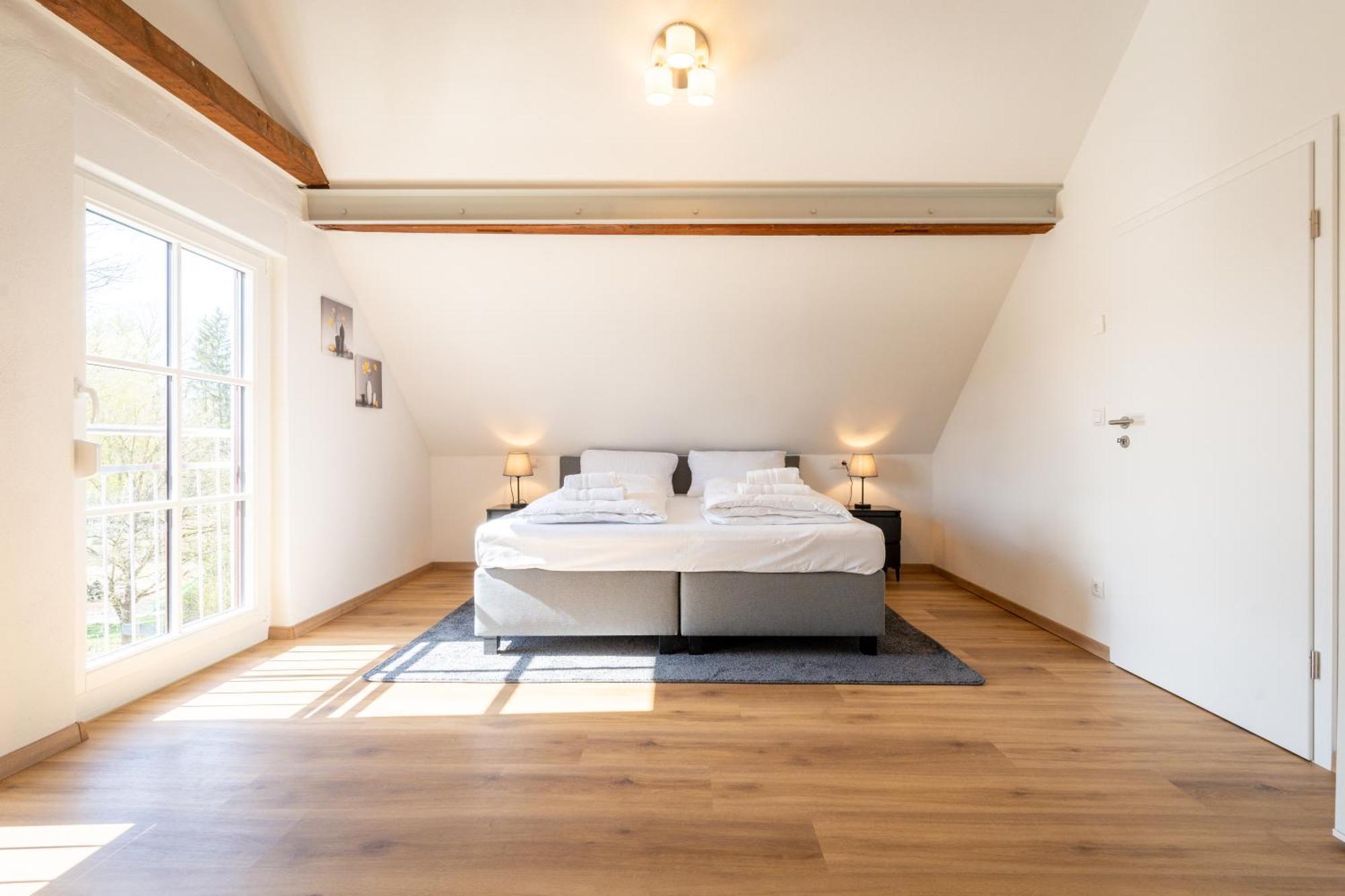 Ibm I Bertrandt I Kueche I 6 Per. Apartment Ehningen Luaran gambar