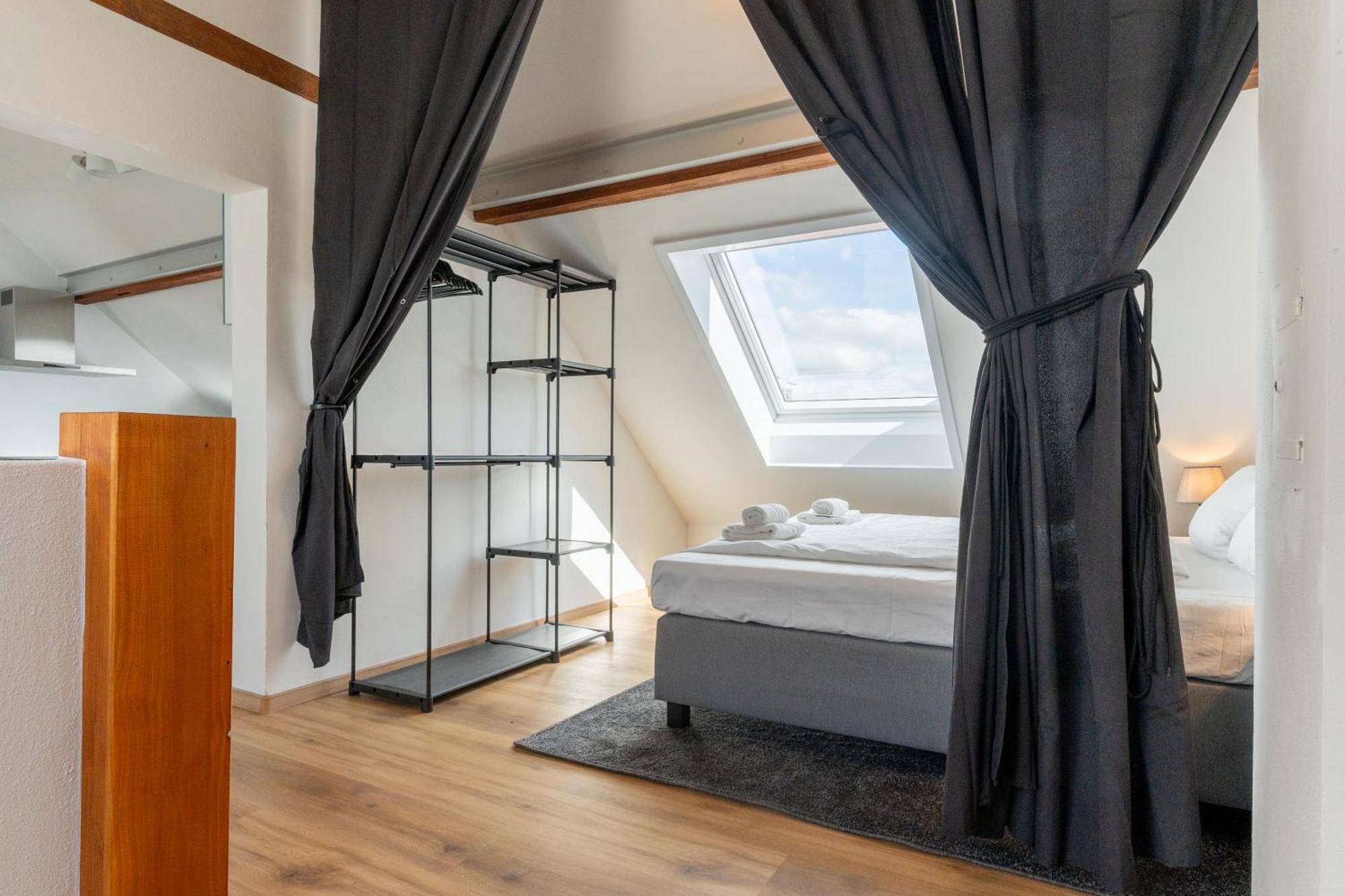 Ibm I Bertrandt I Kueche I 6 Per. Apartment Ehningen Luaran gambar